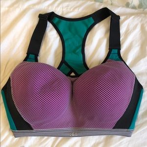 Victoria’s secret sports bra